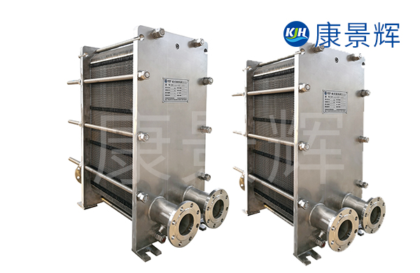 2臺316L不銹鋼板式換熱器準(zhǔn)備發(fā)貨